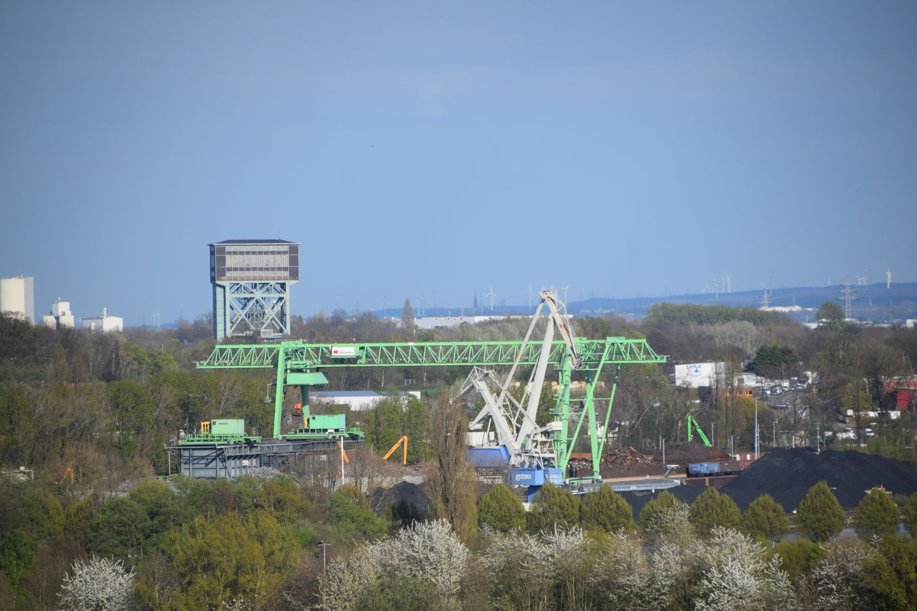 Hammerkopfturm und Kran