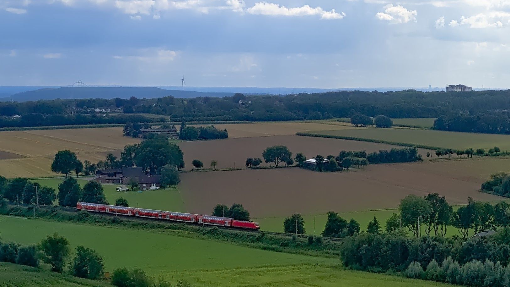 Börste mit Regionalexpress