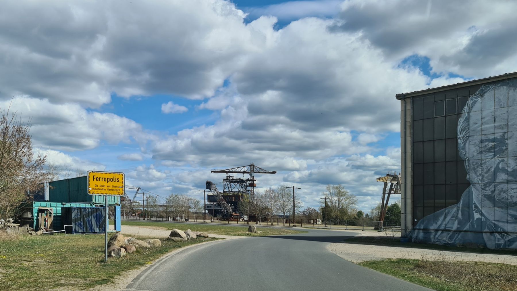 "Ortseingang" Ferropolis