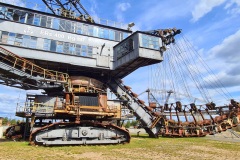 Raupensäulenschwenkbagger "Mosquito" (197 ERs 400). 