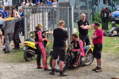 vorn rechts: Startnummer 33: Sina Stickling und Jan Kempa.