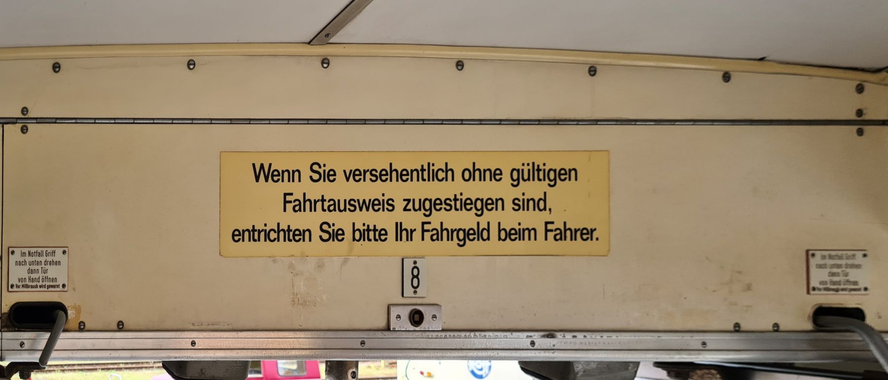 Gelenk-Straßenbahntriebwagen GT8