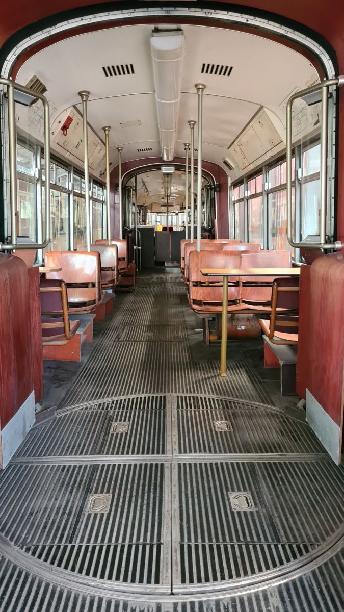 Gelenk-Straßenbahntriebwagen GT8