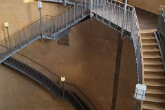 Zugang zum alten Elbtunnel über Treppen