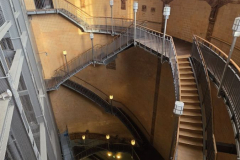 Zugang zum alten Elbtunnel über Treppen