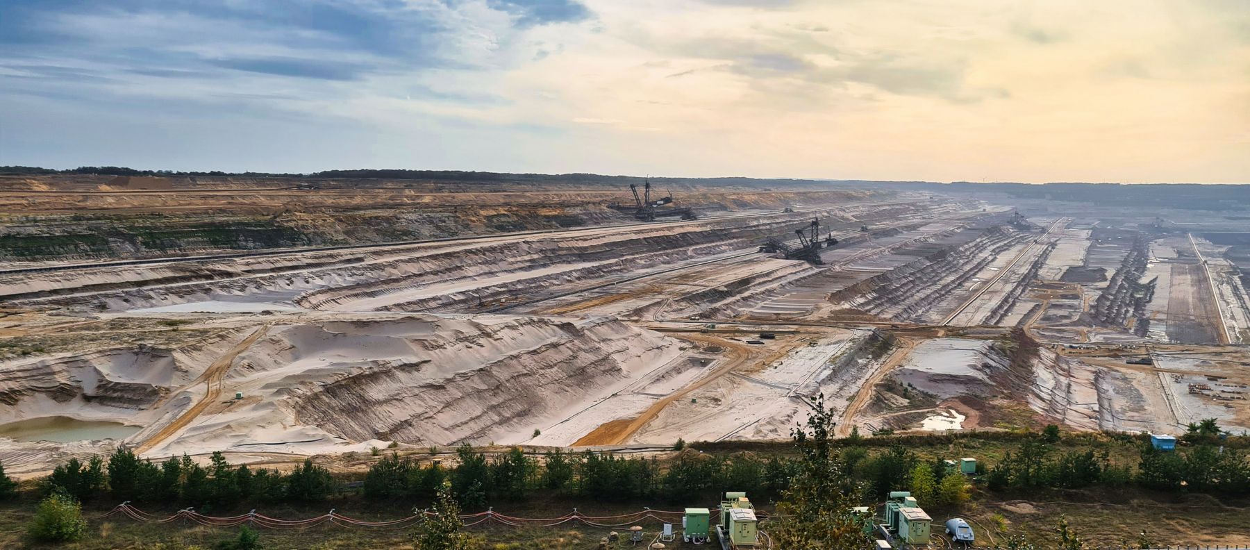 Blick über den Tagebau Hambach von :terra nova 1