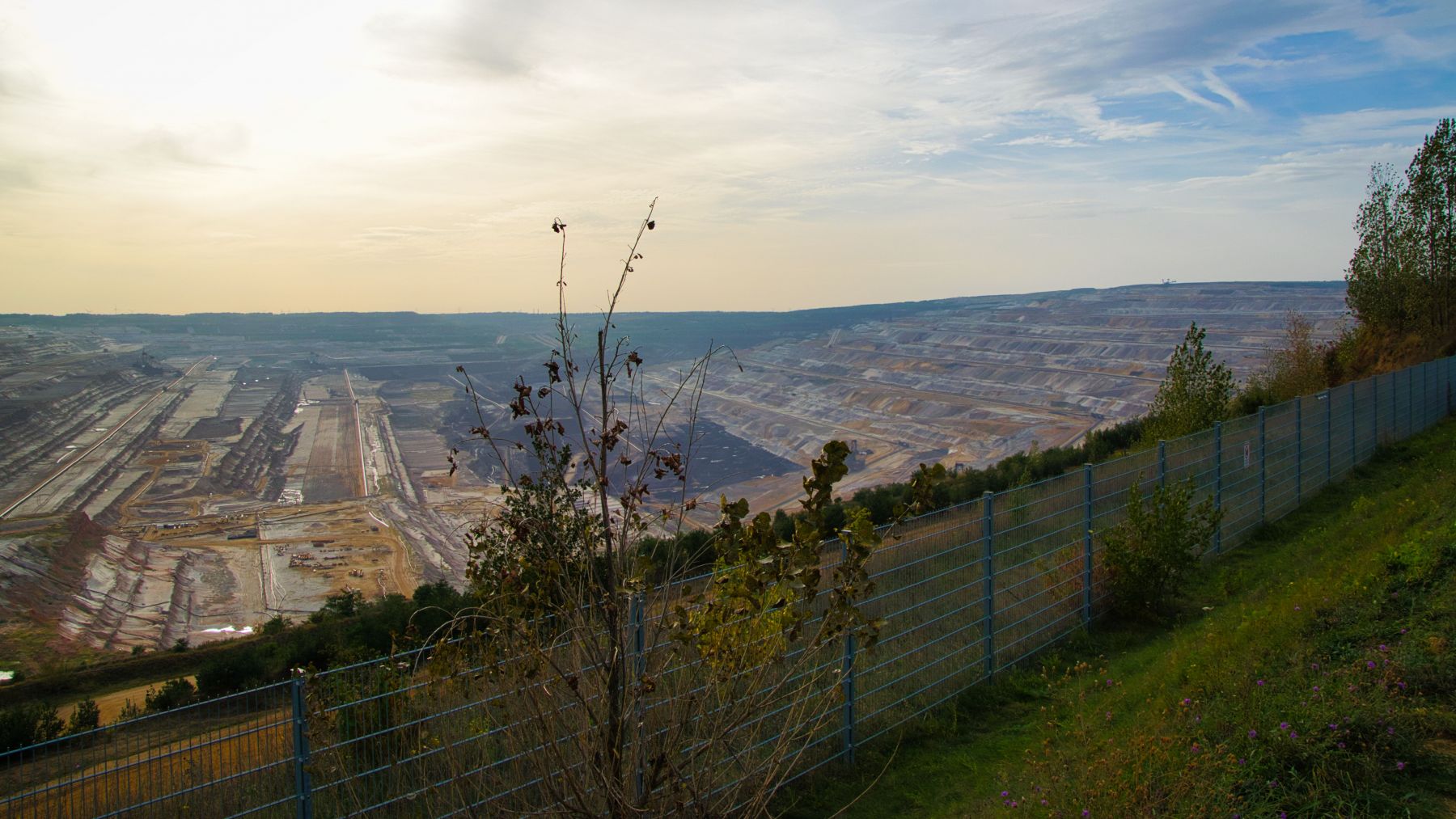 Blick über den Tagebau Hambach von :terra nova 1